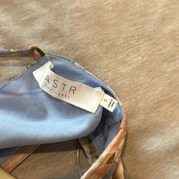 ASTR the Label Noya Floral Maxi Dress in Iris Blue Blush - Picture 12 of 12